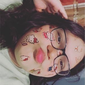 Meet your Posher, Evelyn